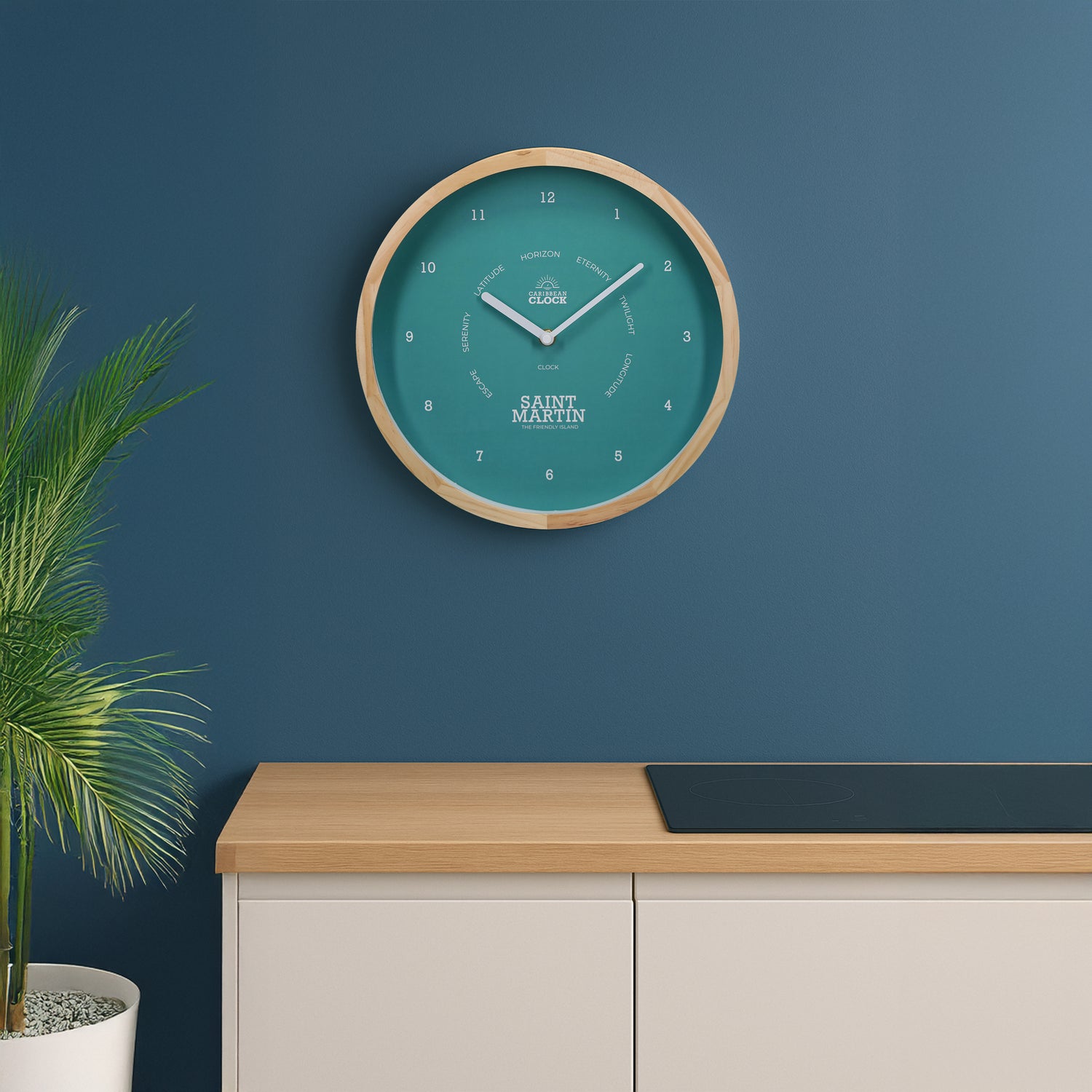 ST MARTIN-CLASSIC CLOCK-PALM GREEN.jpg__PID:769ecefb-32fb-46d5-9384-1e1d0fba8b27